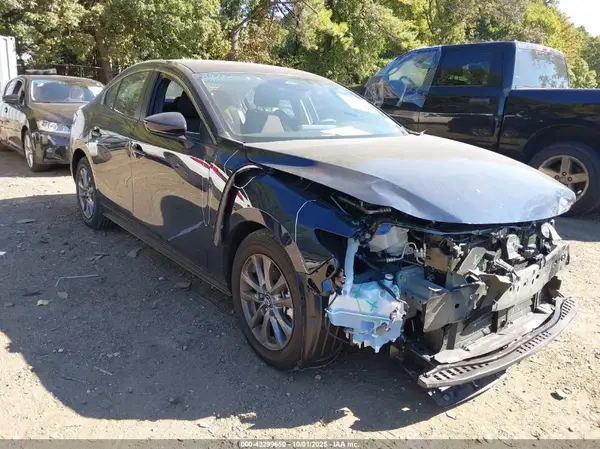 3MZBPAAM7SM472768 2025 MAZDA 3 - Image 1