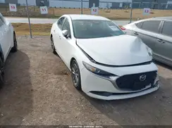 3MZBPAAM8SM468745 2025 MAZDA 3