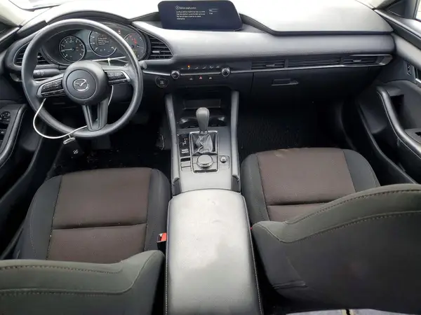 3MZBPAAM9SM456040 2025 MAZDA 3 - Image 8