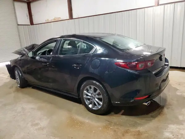 3MZBPAAM9SM468074 2025 MAZDA 3 - Image 2