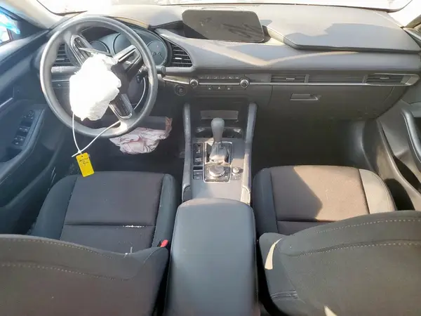 3MZBPAAM9SM468074 2025 MAZDA 3 - Image 8