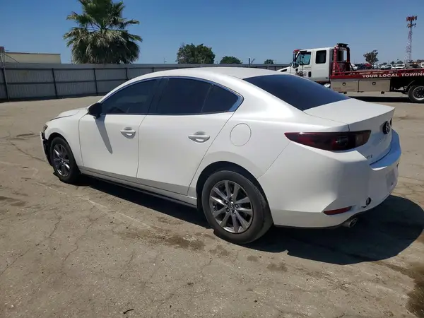 3MZBPAAMXRM405785 2024 MAZDA 3 - Image 2