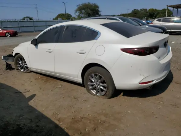 3MZBPAAMXRM405821 2024 MAZDA 3 - Image 2