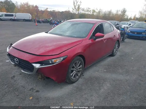 3MZBPAB70KM102058 2019 MAZDA 3 - Image 2