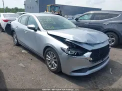 3MZBPAB70KM103520 2019 MAZDA 3