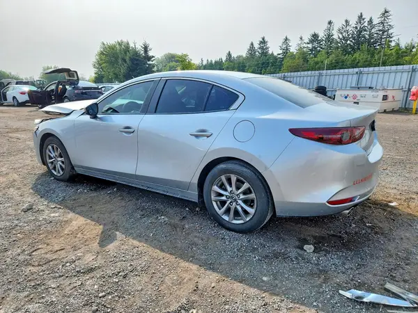 3MZBPAB70KM104358 2019 MAZDA 3 - Image 2