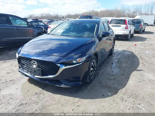 3MZBPAB70KM112105 2019 MAZDA 3 - Image 2