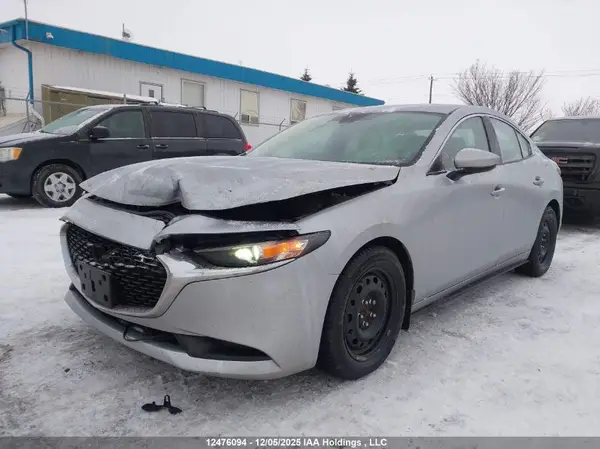 3MZBPAB74KM104024 2019 MAZDA 3 - Image 2