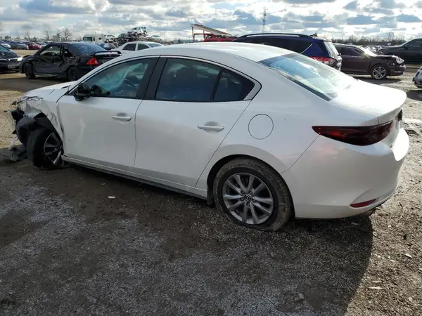 3MZBPAB74KM113371 2019 MAZDA 3 - Image 2