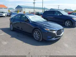 3MZBPAB74MM214784 2021 MAZDA 3