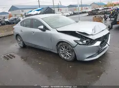 3MZBPAB76LM136040 2020 MAZDA 3