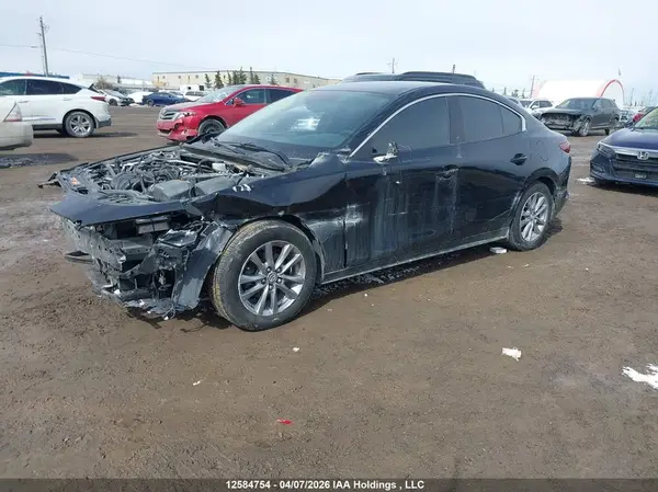 3MZBPAB77NM314394 2022 MAZDA 3 - Image 2