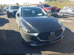 3MZBPAB79KM104911 2019 MAZDA 3