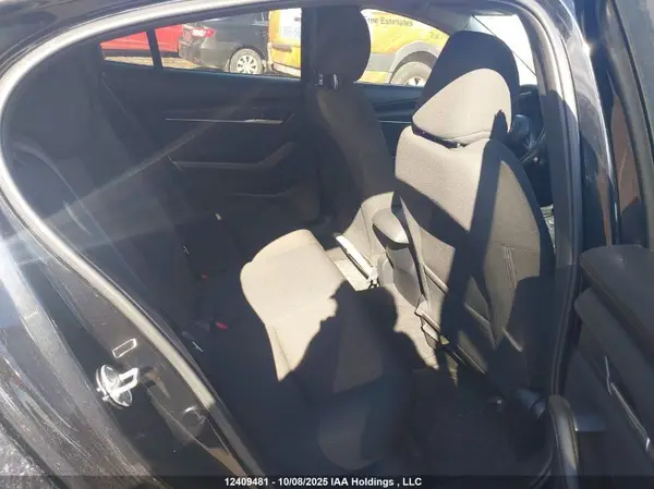 3MZBPAB79KM104911 2019 MAZDA 3 - Image 8