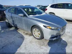 3MZBPAB7XLM136025 2020 MAZDA 3