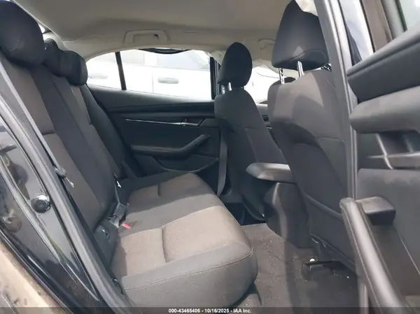 3MZBPABL0LM132935 2020 MAZDA 3 - Image 8