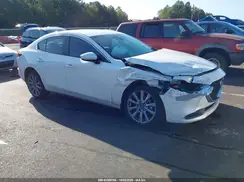 3MZBPABL0NM311821 2022 MAZDA 3