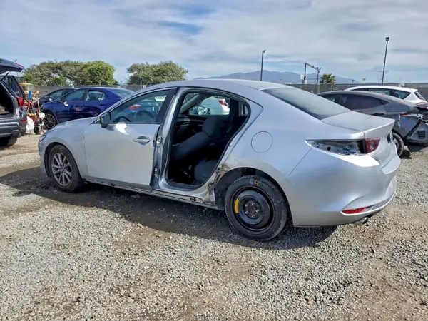 3MZBPABL1KM111803 2019 MAZDA 3 - Image 2