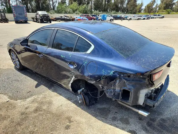 3MZBPABL1MM250672 2021 MAZDA 3 - Image 2