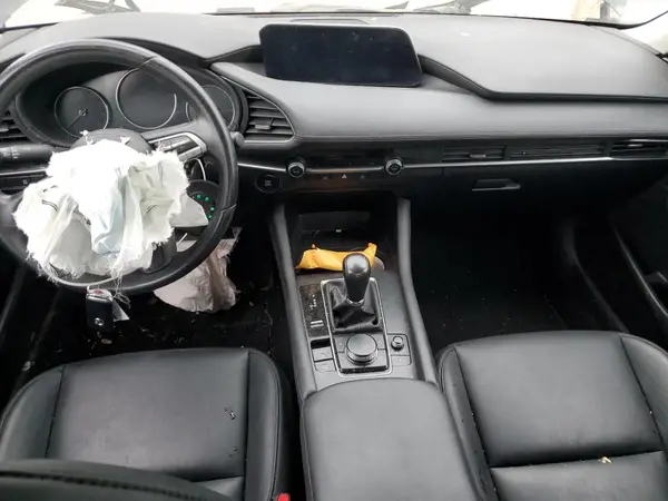 3MZBPABL2MM251233 2021 MAZDA 3 - Image 8