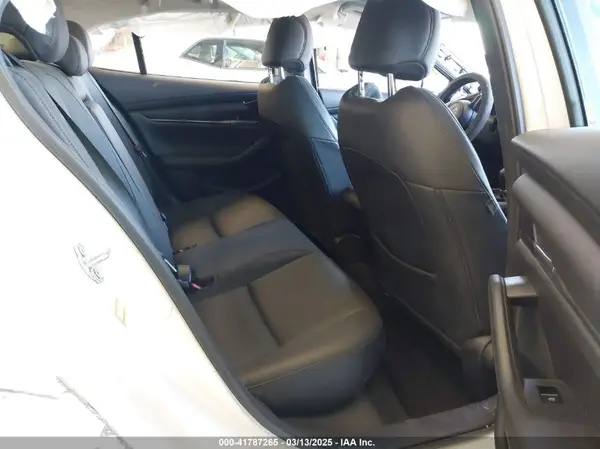 3MZBPABL2NM313697 2022 MAZDA 3 - Image 8