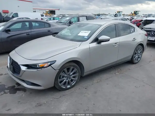 3MZBPABL2NM317393 2022 MAZDA 3 - Image 2