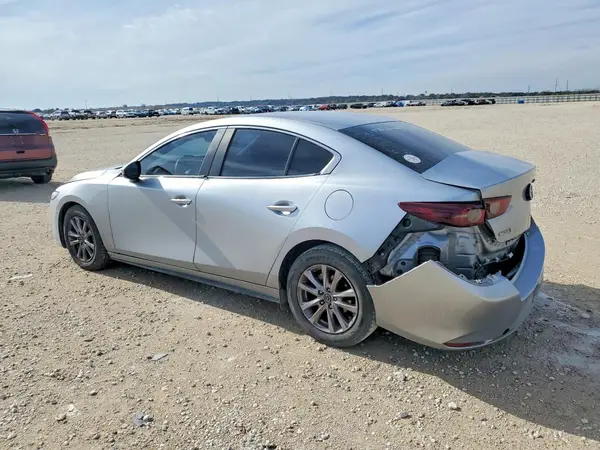 3MZBPABL3KM112483 2019 MAZDA 3 - Image 2