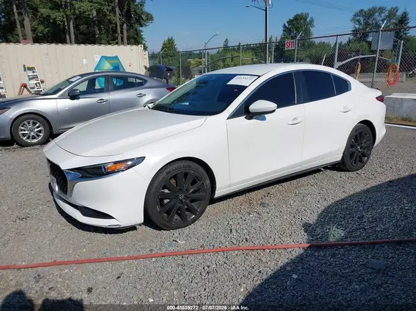 3MZBPABL3MM251824 2021 MAZDA 3 - Image 2