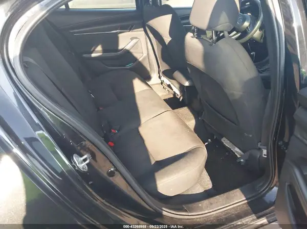 3MZBPABL4LM134557 2020 MAZDA 3 - Image 8