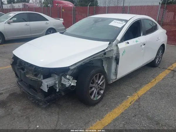 3MZBPABL4LM139239 2020 MAZDA 3 - Image 2