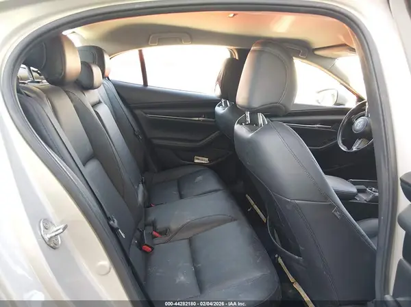 3MZBPABL4NM318626 2022 MAZDA 3 - Image 8