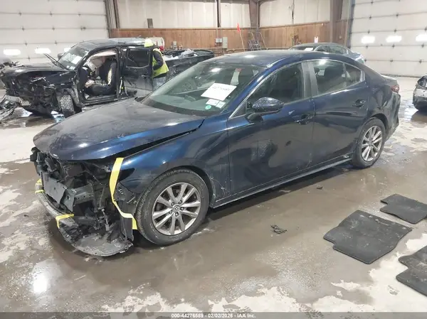 3MZBPABL5KM111321 2019 MAZDA 3 - Image 2