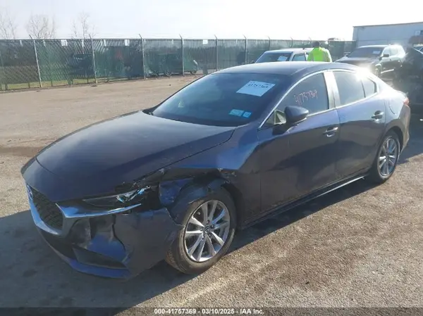 3MZBPABL5KM113750 2019 MAZDA 3 - Image 2