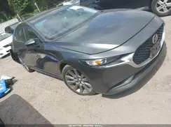 3MZBPABL5NM315105 2022 MAZDA 3