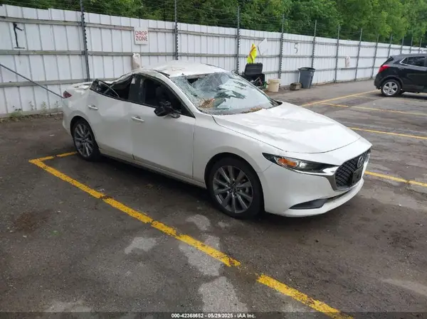 3MZBPABL5NM315279 2022 MAZDA 3 - Image 1