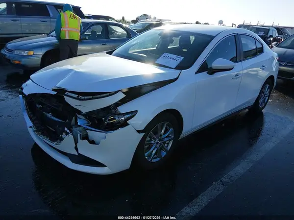 3MZBPABL6LM136293 2020 MAZDA 3 - Image 2