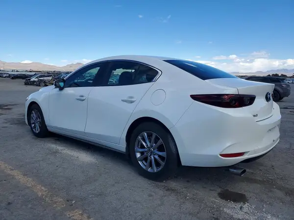 3MZBPABL7LM127666 2020 MAZDA 3 - Image 2