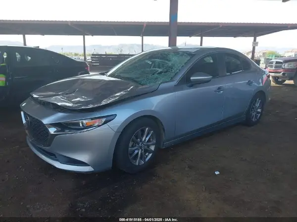 3MZBPABL8LM133959 2020 MAZDA 3 - Image 2