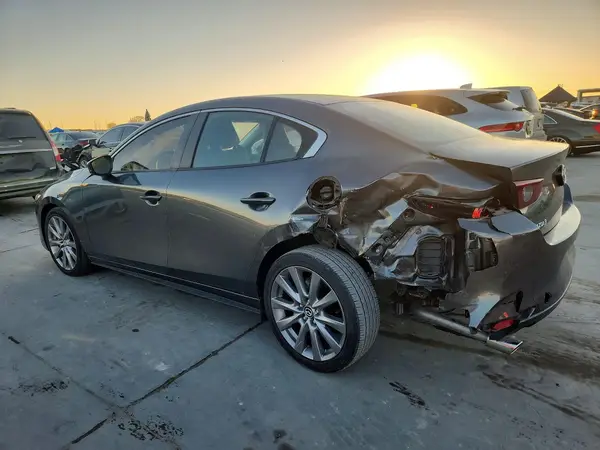 3MZBPABL8NM302803 2022 MAZDA 3 - Image 2
