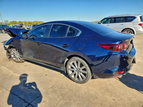 3MZBPABL9NM314233 2022 MAZDA 3 - Image 2