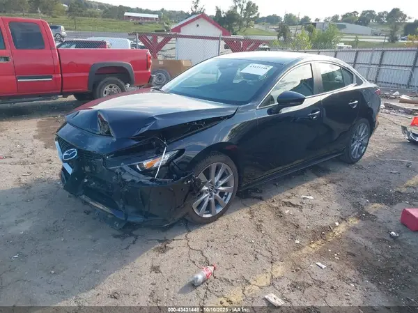 3MZBPABL9NM317004 2022 MAZDA 3 - Image 2