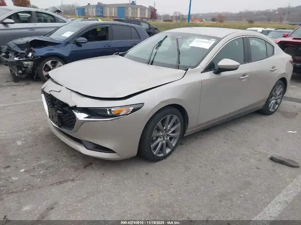 3MZBPABLXNM301152 2022 MAZDA 3 - Image 2