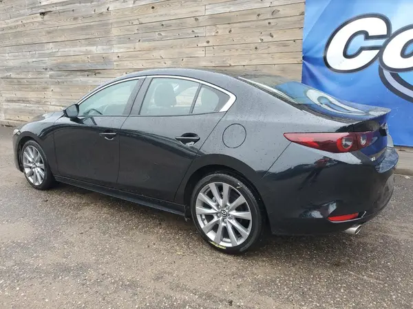 3MZBPABLXNM318372 2022 MAZDA 3 - Image 2