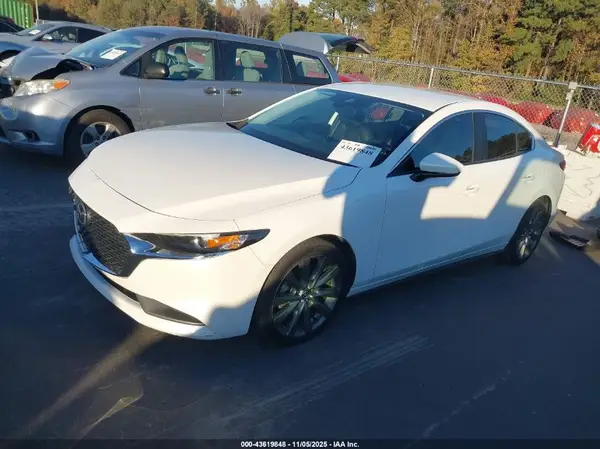 3MZBPABM0MM205411 2021 MAZDA 3 - Image 2