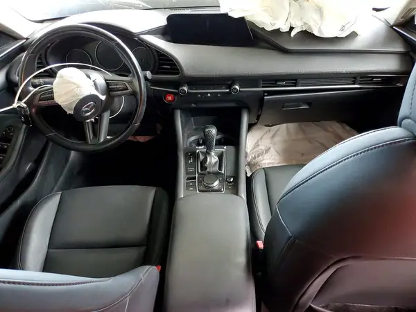 3MZBPABM0MM208017 2021 MAZDA 3 - Image 8
