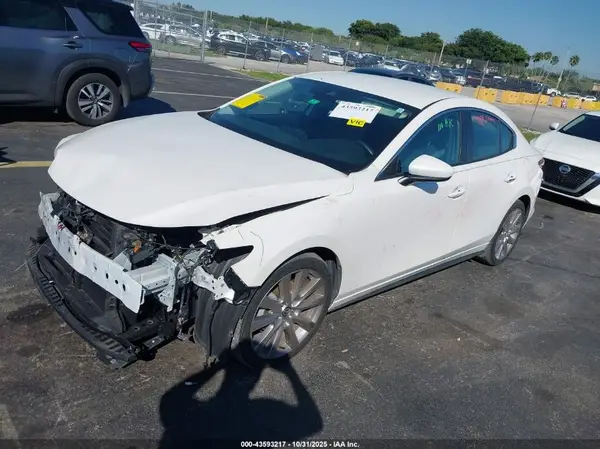 3MZBPABM0PM352087 2023 MAZDA 3 - Image 2