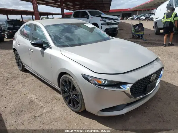 3MZBPABM0RM425901 2024 MAZDA 3 - Image 1