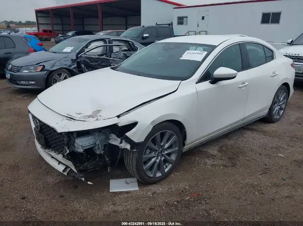 3MZBPABM1PM357735 2023 MAZDA 3 - Image 2