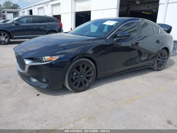 3MZBPABM1RM408945 2024 MAZDA 3 - Image 2