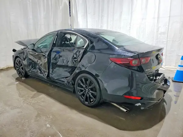 3MZBPABM1RM428127 2024 MAZDA 3 - Image 2